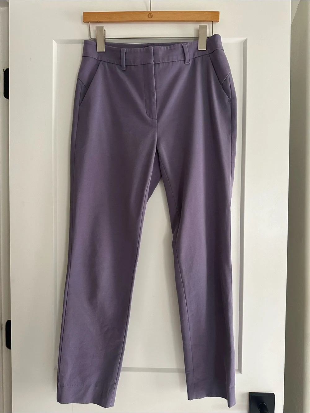 White House Black Market The Slim Ankle Pant Size 4